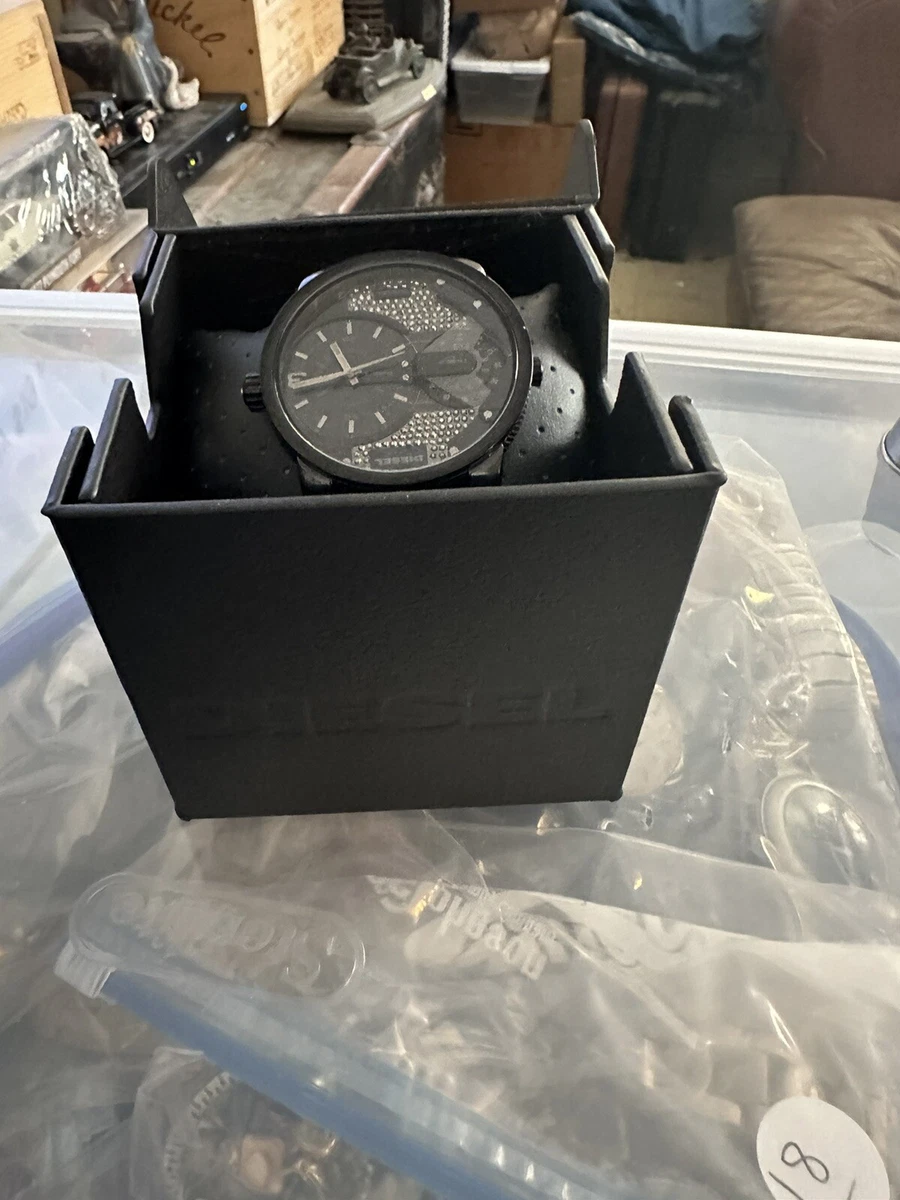 Diesel Mini Daddy DZ5584 Black Gun Metal Case With Black Leather Strap Watch