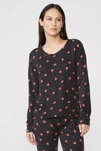 monrow heart sweatshirt