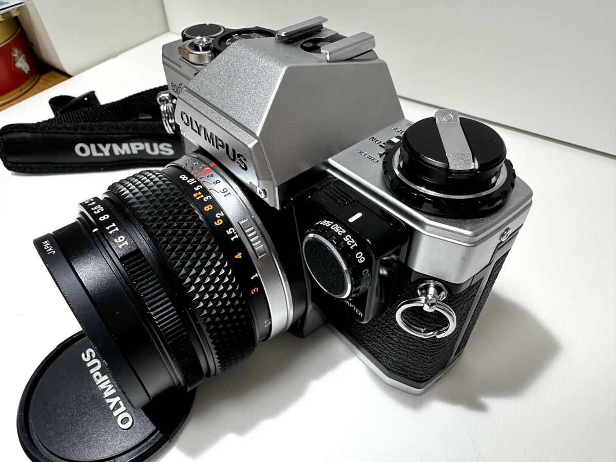 Olympus OM-10 [body near MINT] + G.Zuiko auto 50mm F1.4