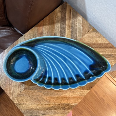 Vintage California Pottery Chip Dip Bowl Fan Feather Wing R-134