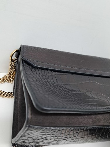Givenchy Black GV3 Gold Chain Small Shoulder Bag - Afbeelding 21 van 21
