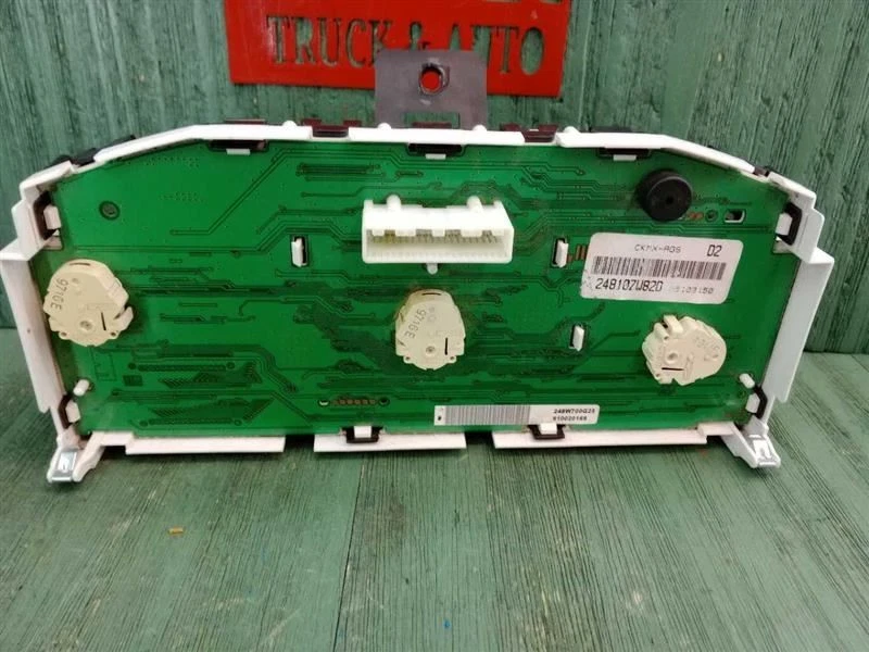 Cuadro de instrumentos medidor velocímetro Nissan Versa 2010 2011 con tacómetro 248W700G25 Foto 3 de 4