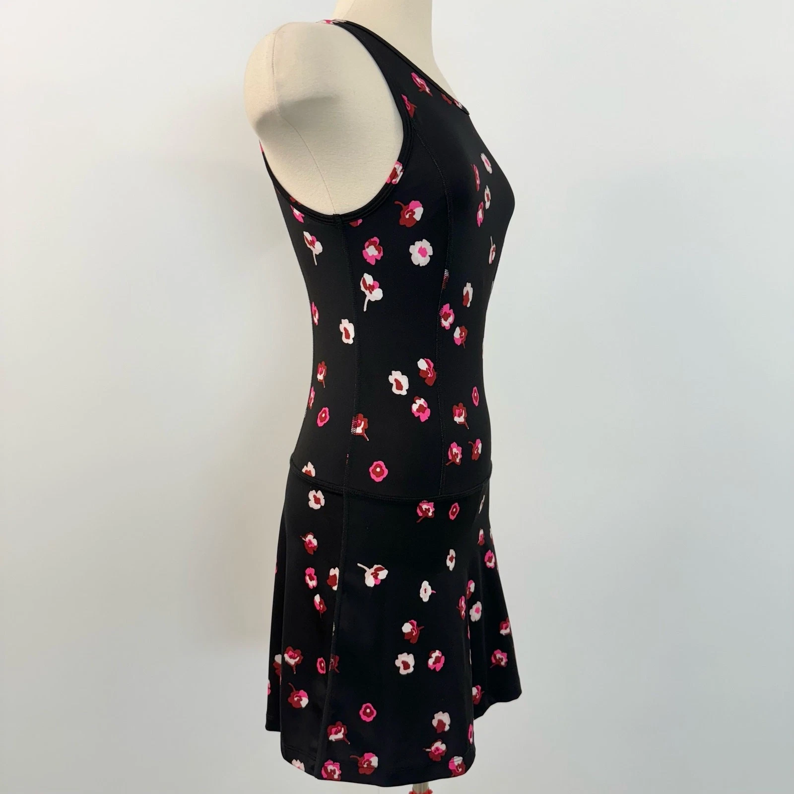 Pagliaccetto vestito tennis floreale Kate Spade x Beyond Yoga caduta taglia XS