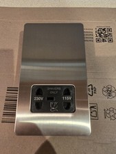 Bathroom Shaver Socket Polished Chrome/ Black Insert Dual Voltage 115V 230V