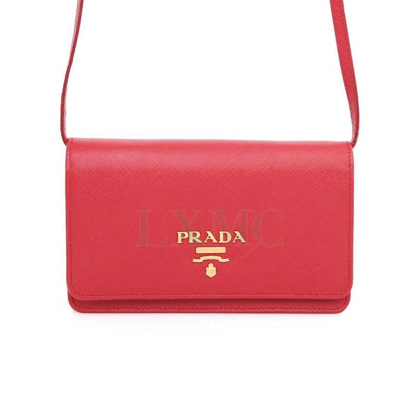 クラッチバッグ PRADA  Clutches Women Leather Red/Fire クラッチバッグ PRADA Clutches Women Leather Red/Fire red
