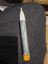 Fluke 1AC-A II VoltAlert Volt Stick Voltage Tester
