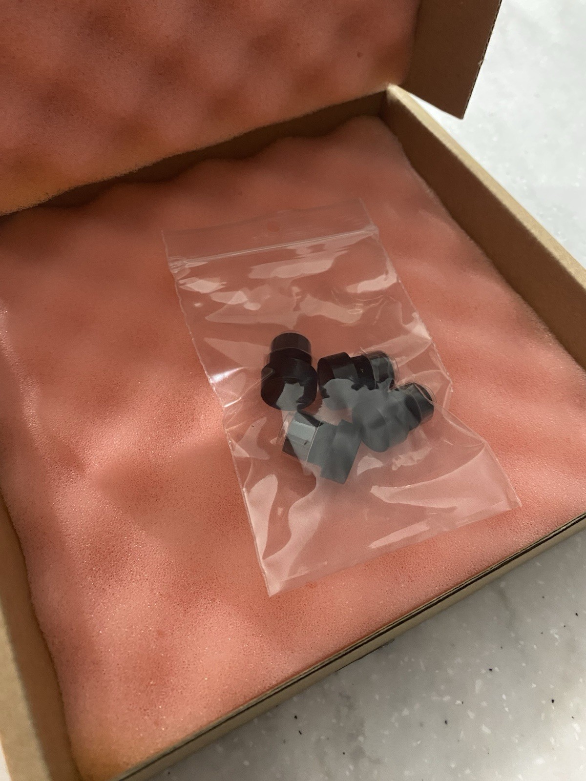 Axis Communications LENS M12 12MM F1.6 4 pieces P/N: 01780-001 BRAND NEW SEALED