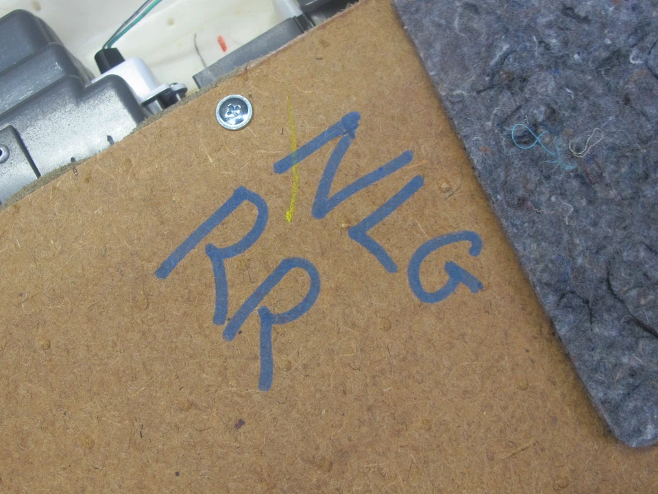 01-02 LEXUS JZS160L GS430 GS300 CONJUNTO DE 2 PAINÉIS DE TAMPA DE ACABAMENTO INTERNO DE PORTA TRASEIRA FABRICANTE DE EQUIPAMENTO ORIGINAL - Imagem 2 de 4