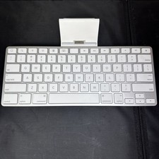 Apple iPad Keyboard Dock A1359 for 1st, 2nd, 3rd Generation iPads 30-Pin