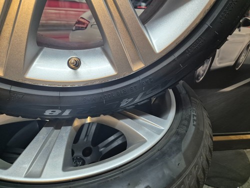 Jaguar Winterräder Pirelli Sottozero 245/45 R18 & 275/40 R18 (R-06) - Bild 7 von 9