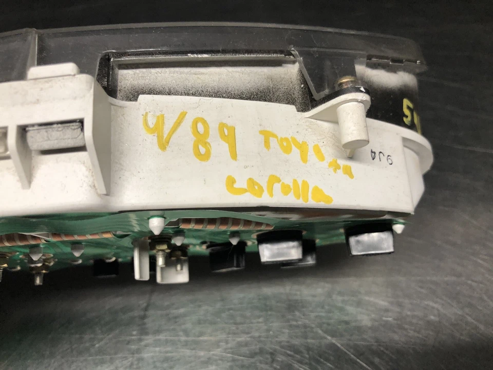 Cuadro medidor velocímetro instrumento Toyota Corolla 1988-1990 4 puertas Foto 4 de 4
