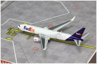 1:400 Phoenix FedEx BOEING 767-300ER Aircraft Diecast