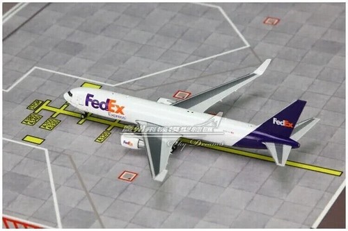 1:400 Phoenix FedEx BOEING 767-300ER Aircraft Diecast Airplane Plane Model - Picture 2 of 12