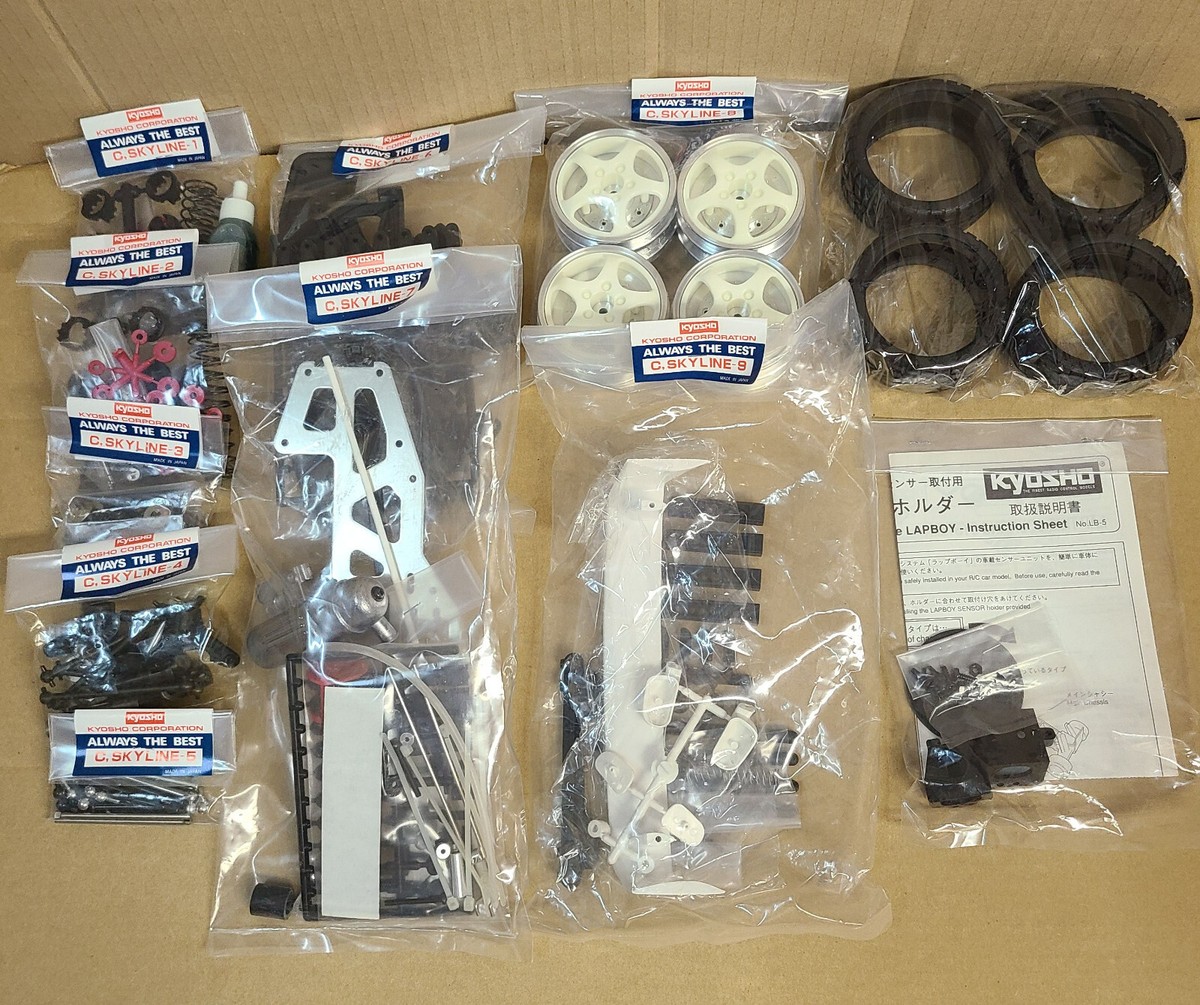 （ジャンク品）KYOSHO CALSONIC SKYLINE GT-R 1:10 Kyosho 1:10 RC Calsonic Skyline GT-R Nissan R32 10 Engine