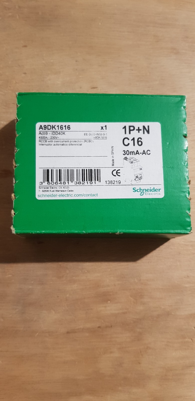Disjoncteur différentiel 1P+N 16A 30mA Schneider Acti9 iDD40K tableau électrique