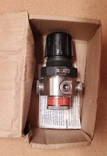 Watts Parker R10-03CSS / M3 Stainless Steel Pressure Regulator 3/8" 300PSI - NEW