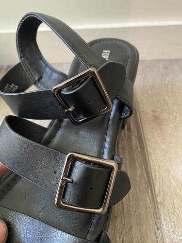 Sandali donna Forever 21 tacco 7 pelle nera tacco a blocco plateau grosso cinturino - Foto 3 di 9