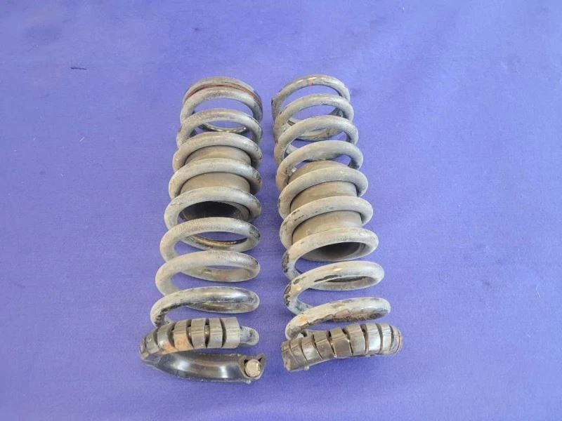 1994-1995 Ford Mustang GT 5.0L Convertible Rear Back Coil Springs OEM 2406 - Image 2 of 4