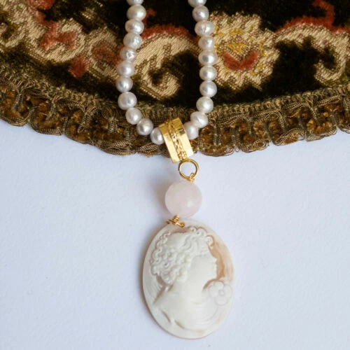 Collane e pendagli di lusso con perle ovale