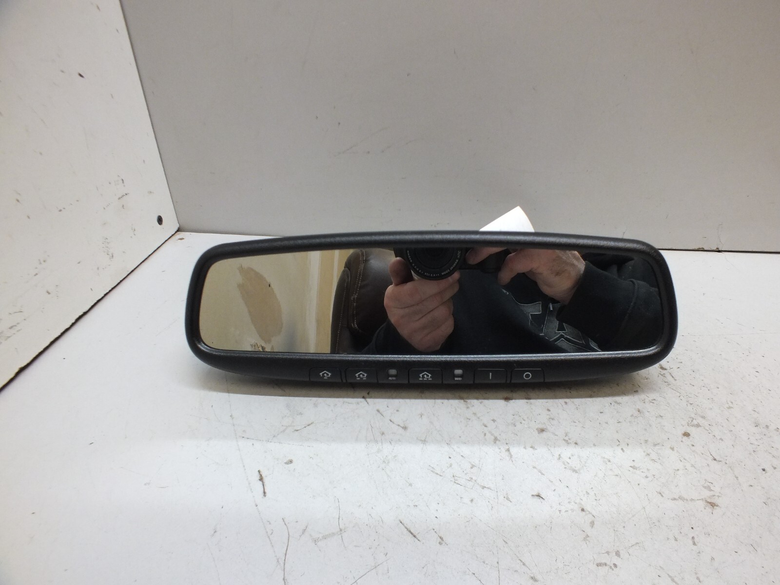 Picture 1 of 9