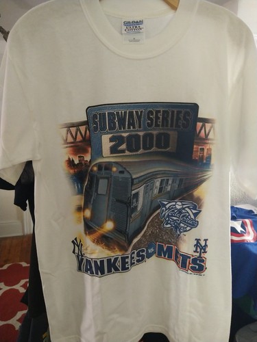 Vintage Deadstock Subway Series 2000 Yankees Vs. Mets MLB World Series size M