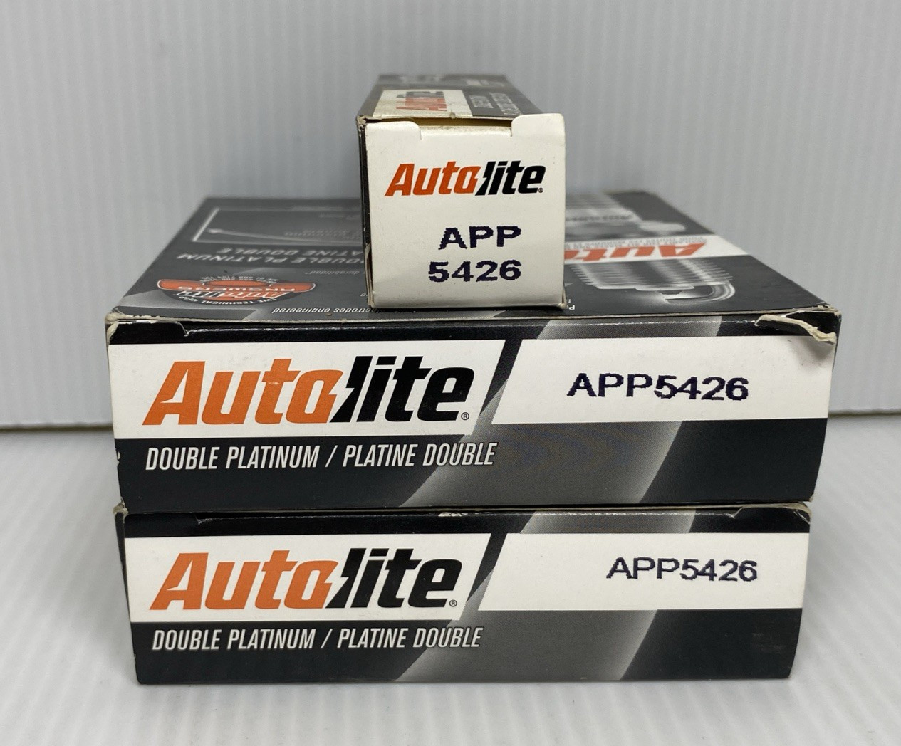 Lot of 9 Autolite Double Platinum Plugs APP5426