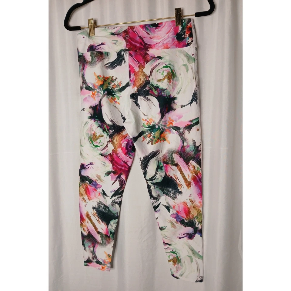 Leggings recortados Betsey Johnson Performance color agua rosa estampado floral 7/8 Foto 2 de 4