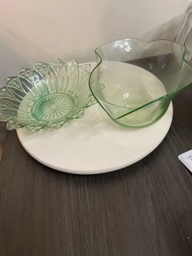 Lot of (2) vintage green Depression-era glass bowls.