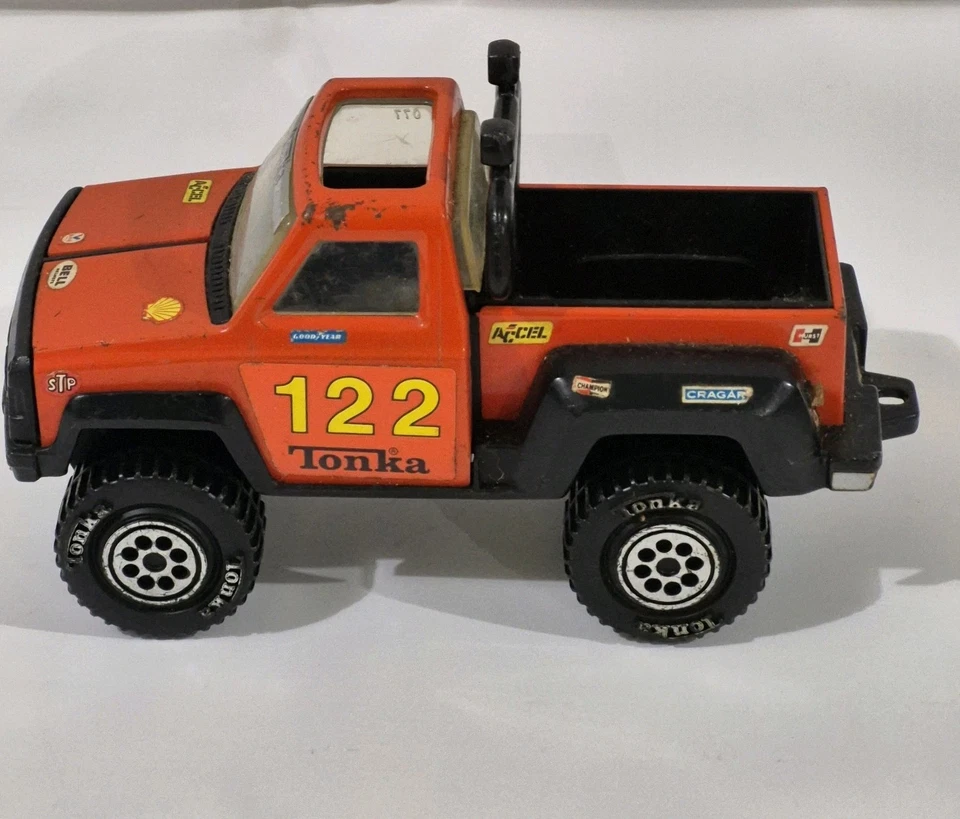 Camioneta pickup Tonka 1979 vintage 4x4 caja escalonada 122 juguetes nostálgicos de acero prensado Foto 2 de 4
