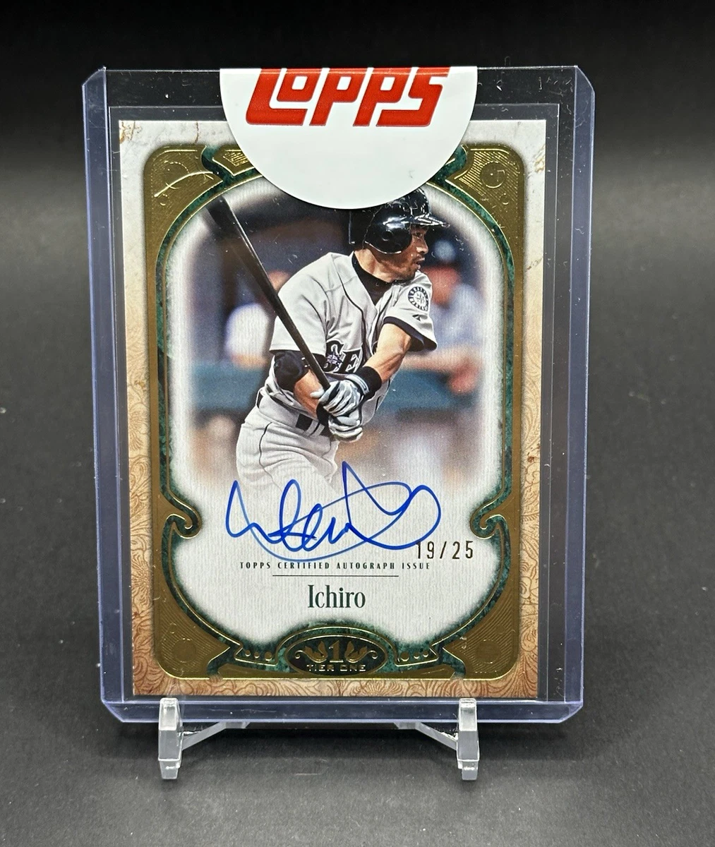 25+ Topps Ichiro Suzuki Autographed Baseball Sports Trading Cards