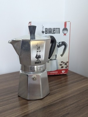 Bialetti Moka Express Aluminium-Kaffeemaschine Kaffeemaschine für 4 Tassen