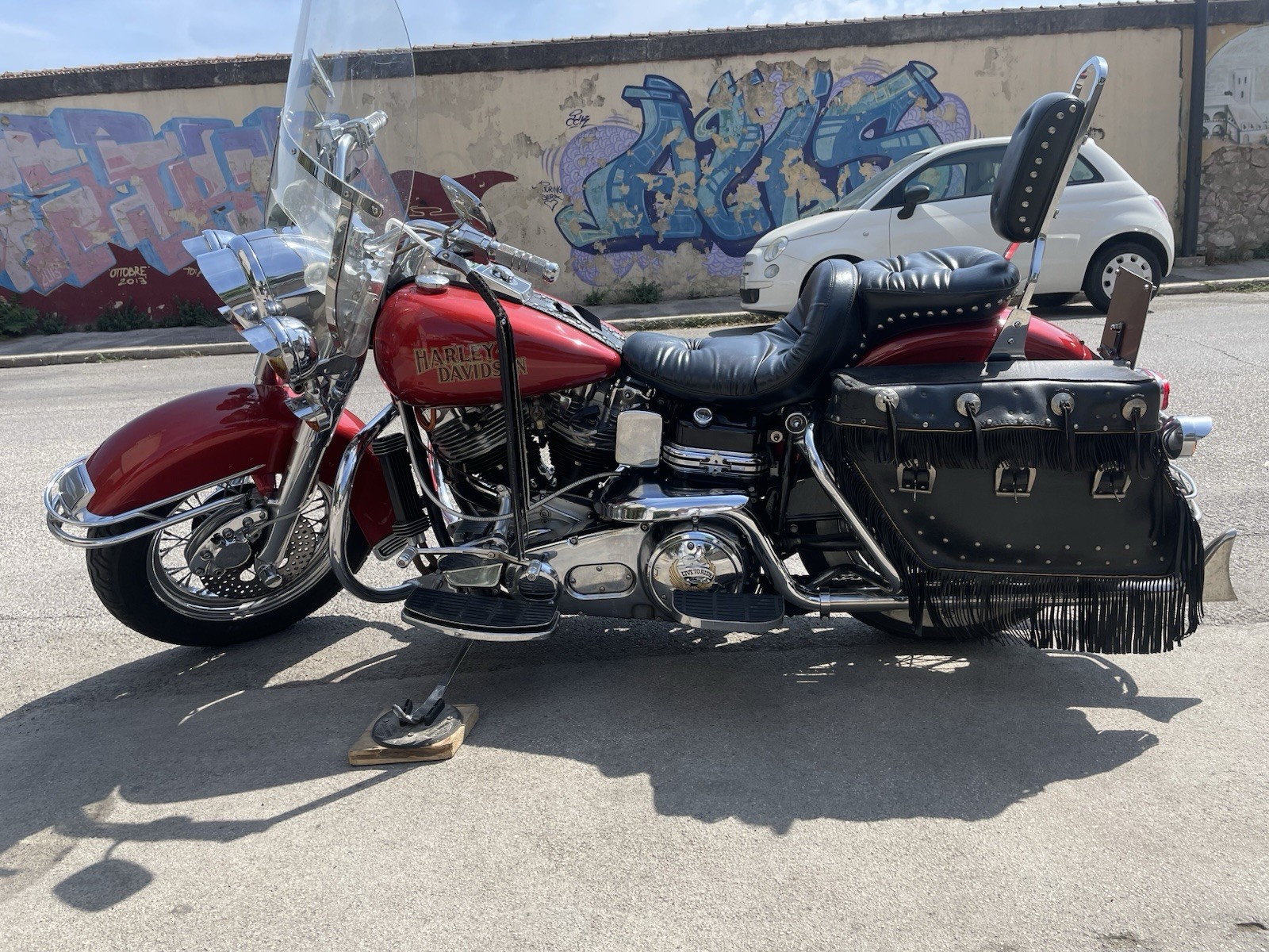 Moto Harley Davidson HD FLH Touring 1200 cc 1972