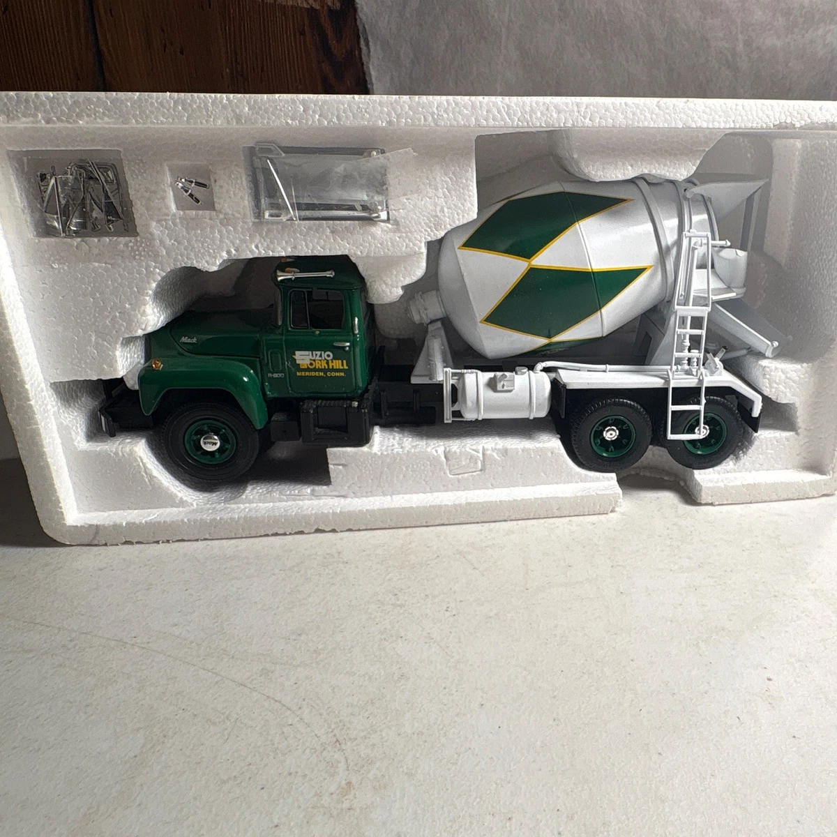 1:34 Diecast Cement Mixers for sale - eBay