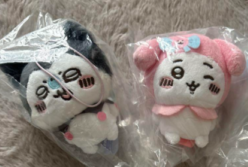 Chiikawa Momonga My Melody Kuromi 2 Set Plush Doll Mascot Toy