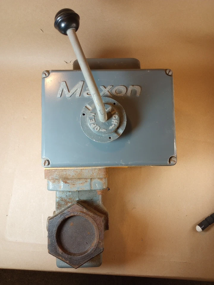 Válvula de desligamento Maxon designação: 2 1/2" 808 0 pressão máxima de entrada: 40 PSIG - Imagem 2 de 4