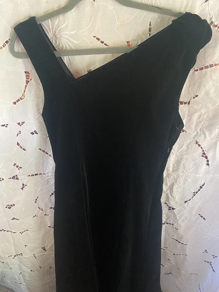Vintage 80s -Princess Di Look- Laura Ashley Velvet Black formal Dress US12/UK14* - Image 4 of 4