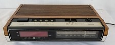GE General Electric Digital Alarm Clock Radio 7-4630B Wood Grain, Tested Works
