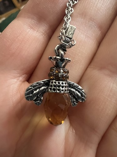 Chico’s Museum Bee Necklace Charm Silver Amber Drop Boho Bumblebee Honey - Picture 3 of 4