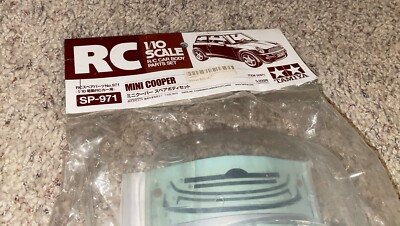 TAMIYA ROVER MINI COOPER ボディパーツセット 50971 Tamiya BMW New Mini Cooper Body Set - Painted M03L/M05