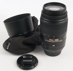 Nikon 55-300mm f4.5-5.6G VR DX Telephoto Zoom Lens Nikon DX Mount (4263G)