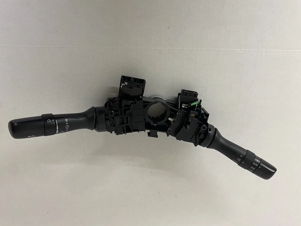 Interruptor de señal de giro de faros Subaru Impreza 2015-2016 OEM 83115FJ060 Foto 4 de 4