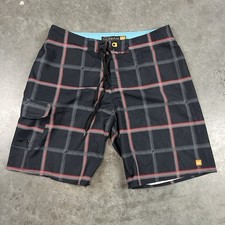Quiksilver Board Shorts Mens 34 Black Water Man Beach Surf Flaws Preowned