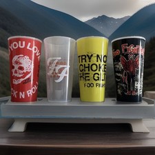 4x Tourbecher der Foo Fighters TAKE COVER Tou...