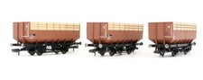 Hornby Pre-Owned R6830 Set Of 3 BR 20 Ton Coke Hopper Wagons