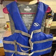 Stearns Adult Universal Blue/Gray USCG Approved Boating Life Jacket Vest