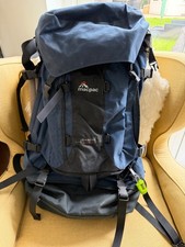 Macpac Rucksack Genesis - detachable mini backpack. (converts to a holdall)
