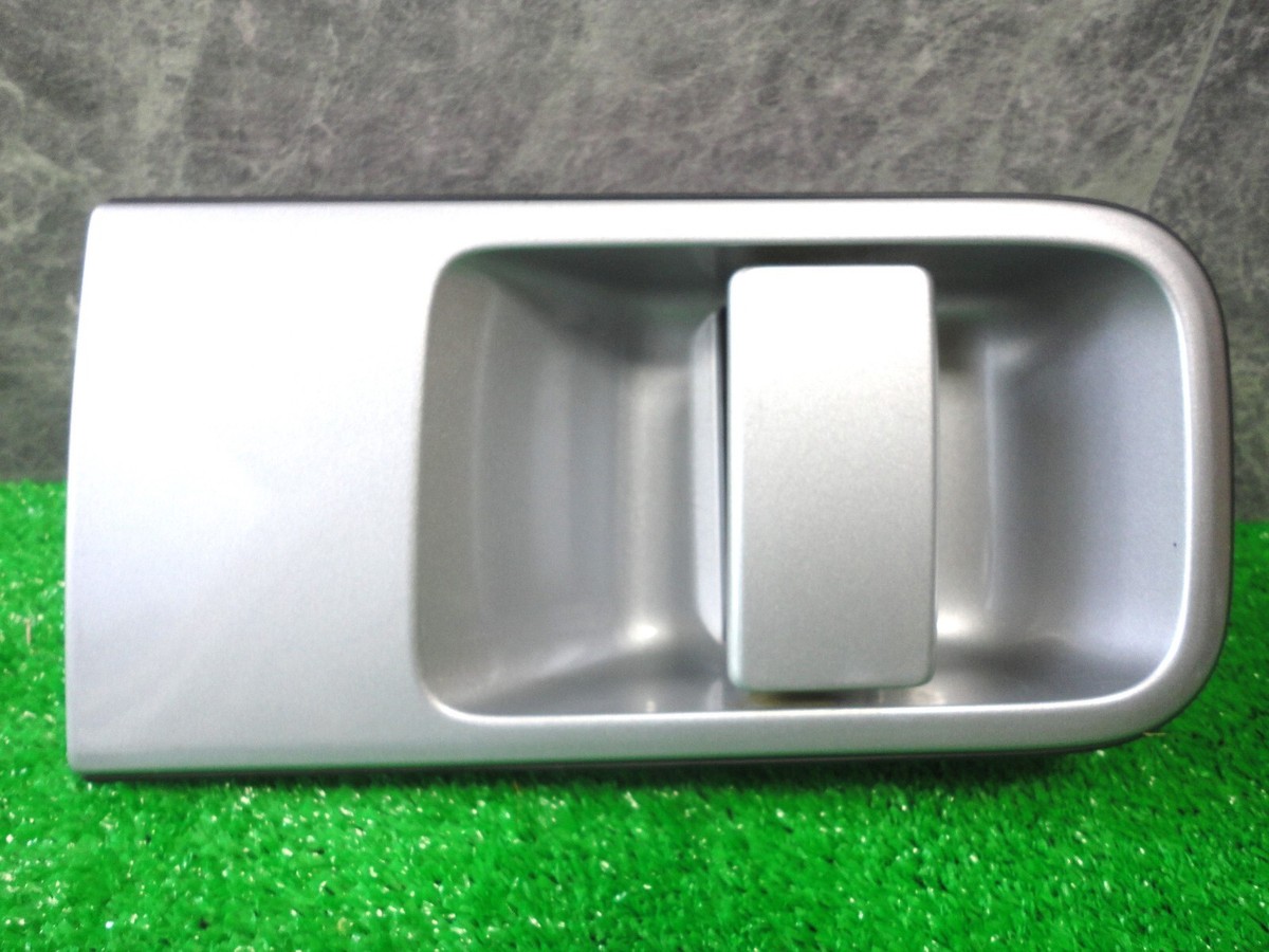 NISSAN ELGRAND NE51 Genuine Sliding Door Outer handle Rear Left