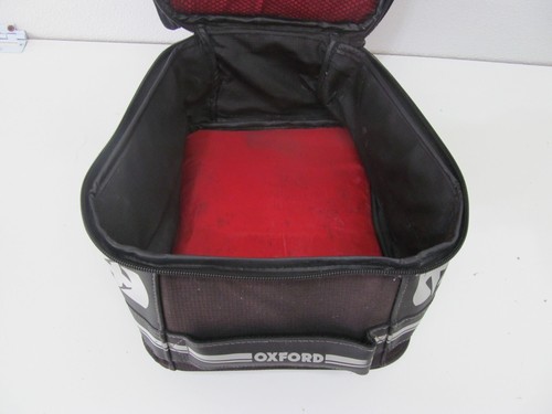 Oxford OL448 F1 Motorcycle Tail Bag with Zip Base 26cm(H) x 16cm(W) x 30cm(D) - Picture 10 of 12