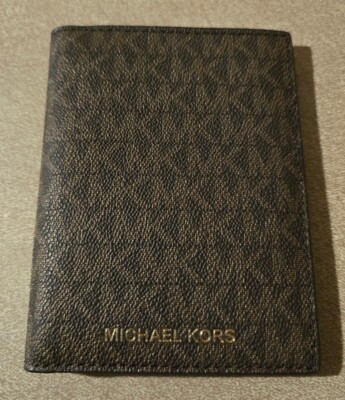 Michael Kors Jet Set Travel Passport Holder Wallet