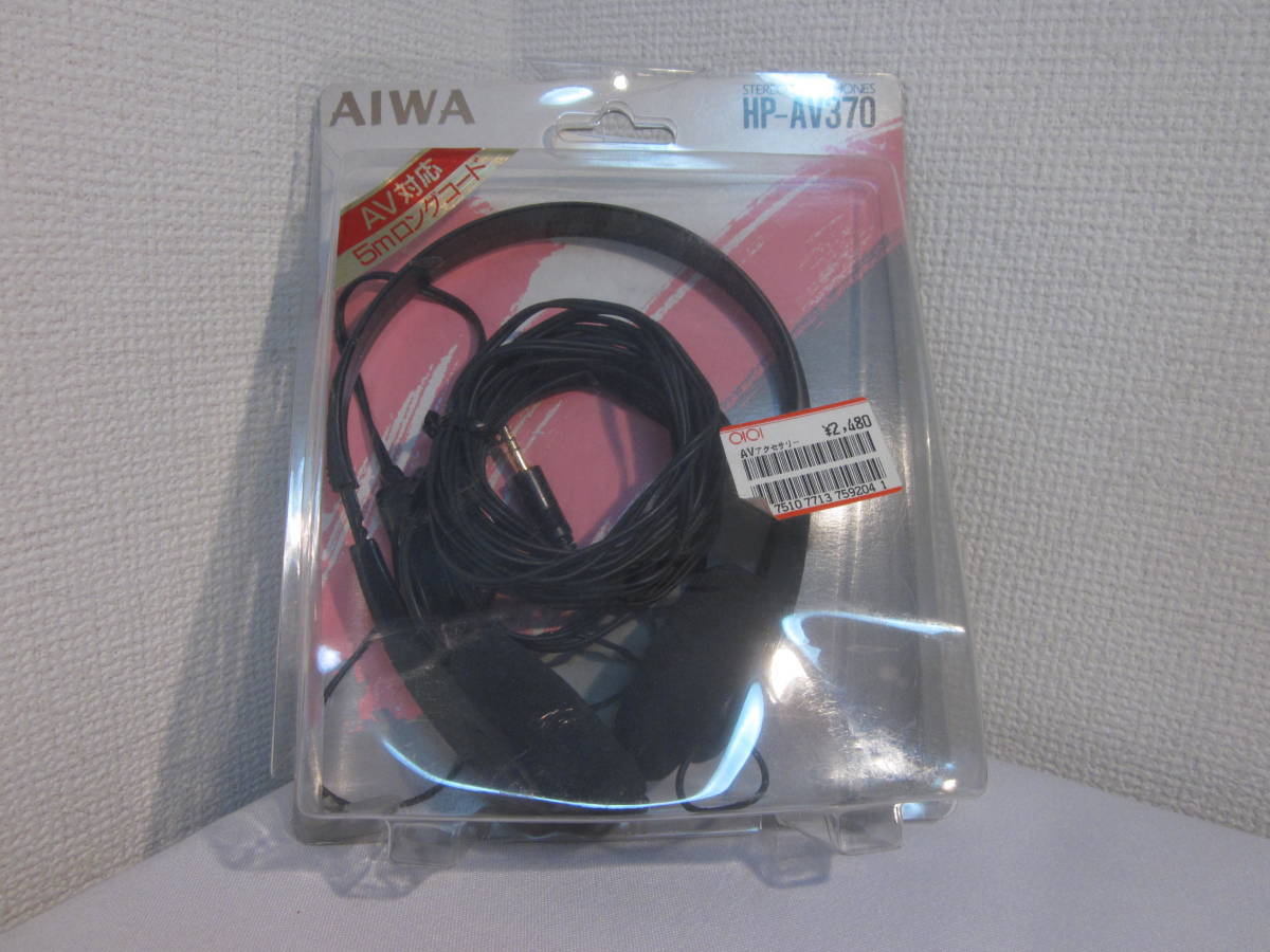 AIWA HP-AV370 Stereo Headphones Gold-Plated Plug Near Mint AIWA HP-AV370 Stereo Headphones Gold-Plated Plug Near Mint